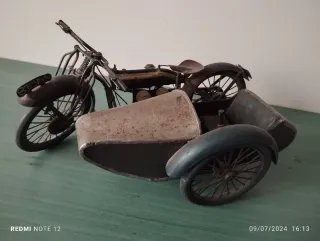 Lote de Antonio 2 Motos Decorativas