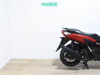YAMAHA NMAX 125