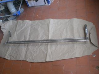 Perchero metálico plateado