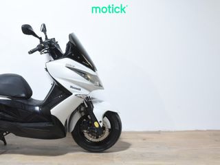 KAWASAKI J300