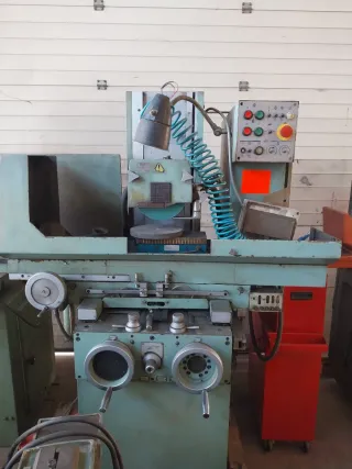 Maquinaria industrial: Fresadora, Rectificadora