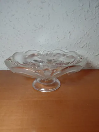 Joyero Bombonera Vintage de Cristal Rosas Relieve