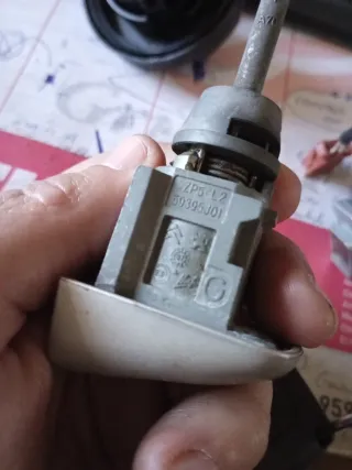 Juego Llave y Bombín Peugeot 207