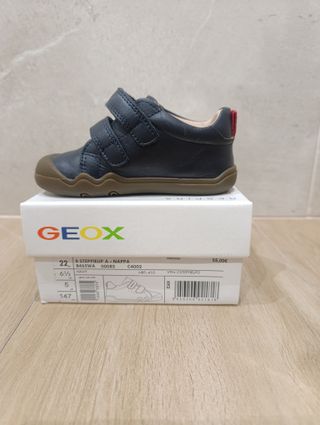 Botín Geox Napa azul bebé talla 22