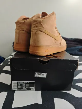 Nike Air Force 1 Mid Marrones