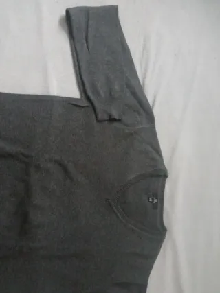 Jersey Bershka gris fino