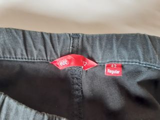 Pantalón vaquero negro EDC