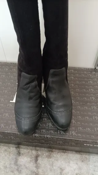 Botas altas piel negras Talla 38