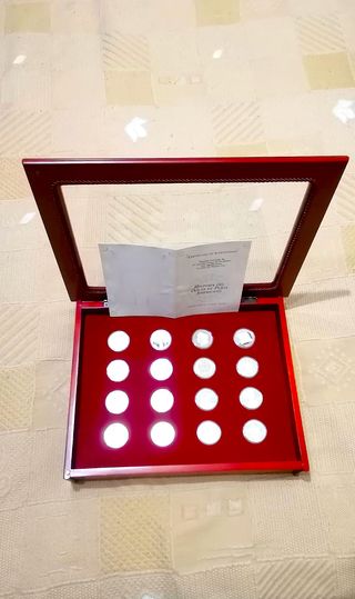 Monedas Historia Del Dólar De Plata Americano.