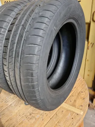 Se vende 2 Neumáticos en perfecto estado