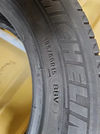 Se vende 2 Neumáticos en perfecto estado