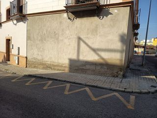 Local comercial en alquiler en Coria del Río