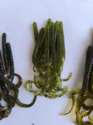 Señuelos vinilos pesca depredador