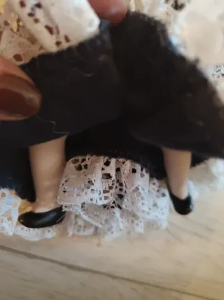 Antigua Muñeca Porcelana Vestido Encaje