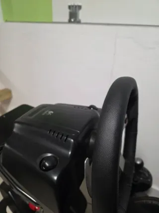 Playseat WRC con Volante y Pedales