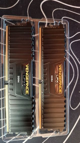 Corsair Vengeance LPX 16GB DDR4 3200MHz/ con caja