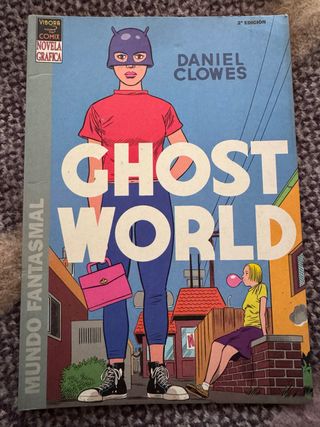 Mundo fantasmal/ Ghost World (Spanish Edition)