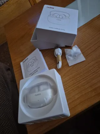 Auriculares Nubia LiveBuds 3 Pro Blancos (NUEVOS)