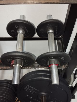 Material de Gimnasio: Mancuernas, Kettlebells...