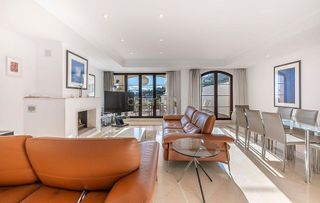 Casa adosada en venta en Benahavís