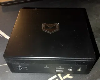 Mini PC i7-11370H 16GB RAM WiFi 6 Negro