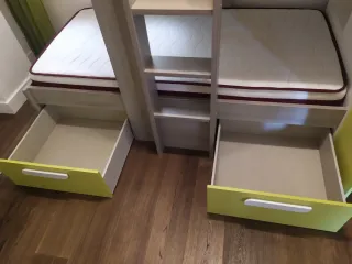 Cama litera tren Conforama con armario y cajones