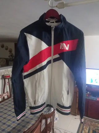 Sudadera Inside Youth.