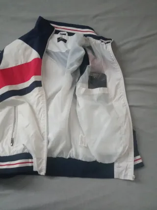 Sudadera Inside Youth.