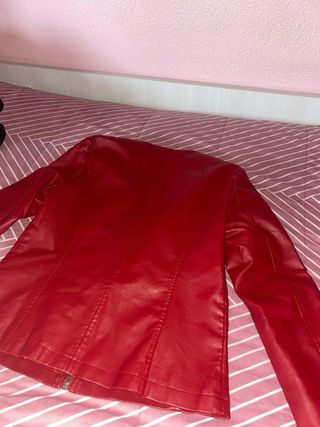 Chaqueta cuero roja BLUE SEVEN