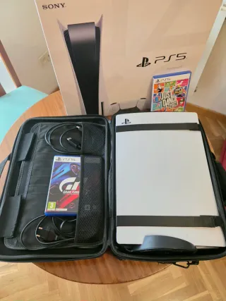 PlayStation 5 con Mandos y Juegos, Funda y Maleta.