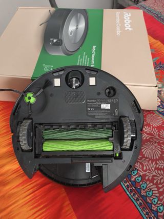 Robot Roomba Combo J5 aspirador y friegasuelos