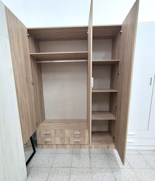 Mueble ropero 3 puertas 150cm
