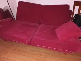Sofá de terciopelo rojo 2 plazas