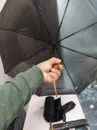 Paraguas plegable negro