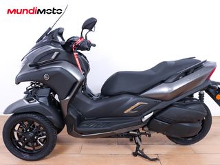 YAMAHA TRICITY 300