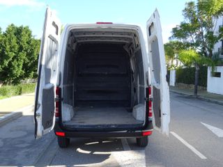 Mercedes-Benz Sprinter 2011