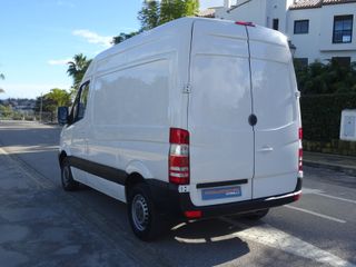 Mercedes-Benz Sprinter 2011