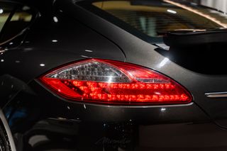 Porsche Panamera Diesel 2011