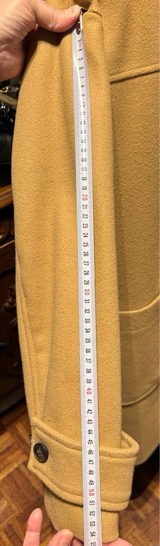 Trenca mujer color “caramelo” o camel,  de Primark