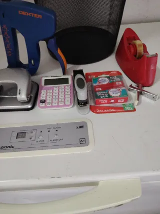 Lote artículos oficina, como nuevos