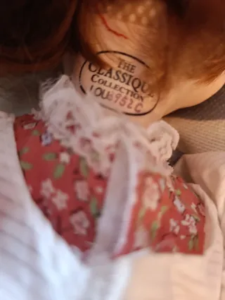 Muñeca Porcelana The Classique Collection