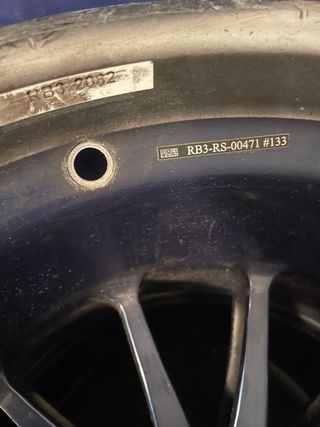 Llanta Original Redbull F1 2008 Coulthard RB3