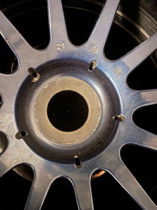 Llanta Original Redbull F1 2008 Coulthard RB3