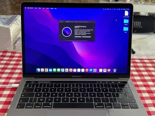 MacBook Pro 13” 2019 Touch Bar 8GB RAM 128GB SSD