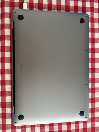 MacBook Pro 13” 2019 Touch Bar 8GB RAM 128GB SSD