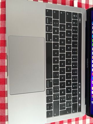 MacBook Pro 13” 2019 Touch Bar 8GB RAM 128GB SSD