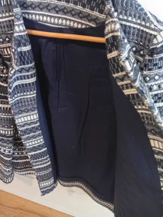 Chaqueta de vestir azul y blanca Mango talla M