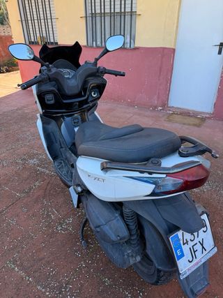 Kymco K-XCT 125