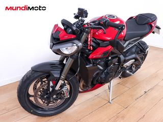 TRIUMPH STREET TRIPLE 765 RS