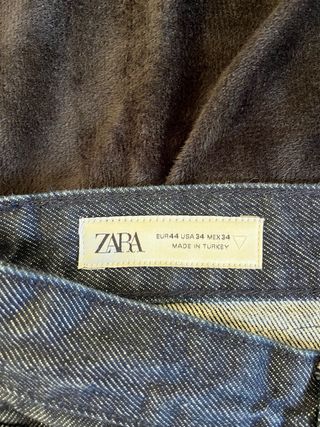 Pantalón vaquero ancho Zara hombre